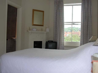 The biscuit room with double bed